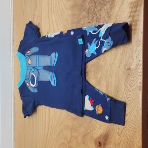 Baby Gap 2 piece Astronaut Pajamas 3-6 Months